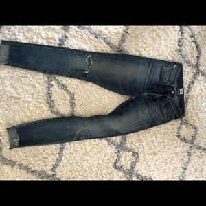 Citizen jeans. 👖 high rise with raw hem.